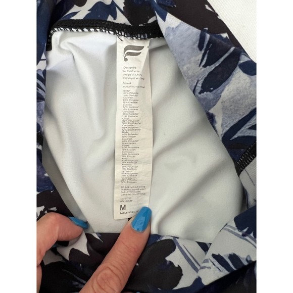 Fabletics Leggings Cashel Foldover Blue Floral Ruched Legs Athleisure Yoga M - Picture 8 of 8